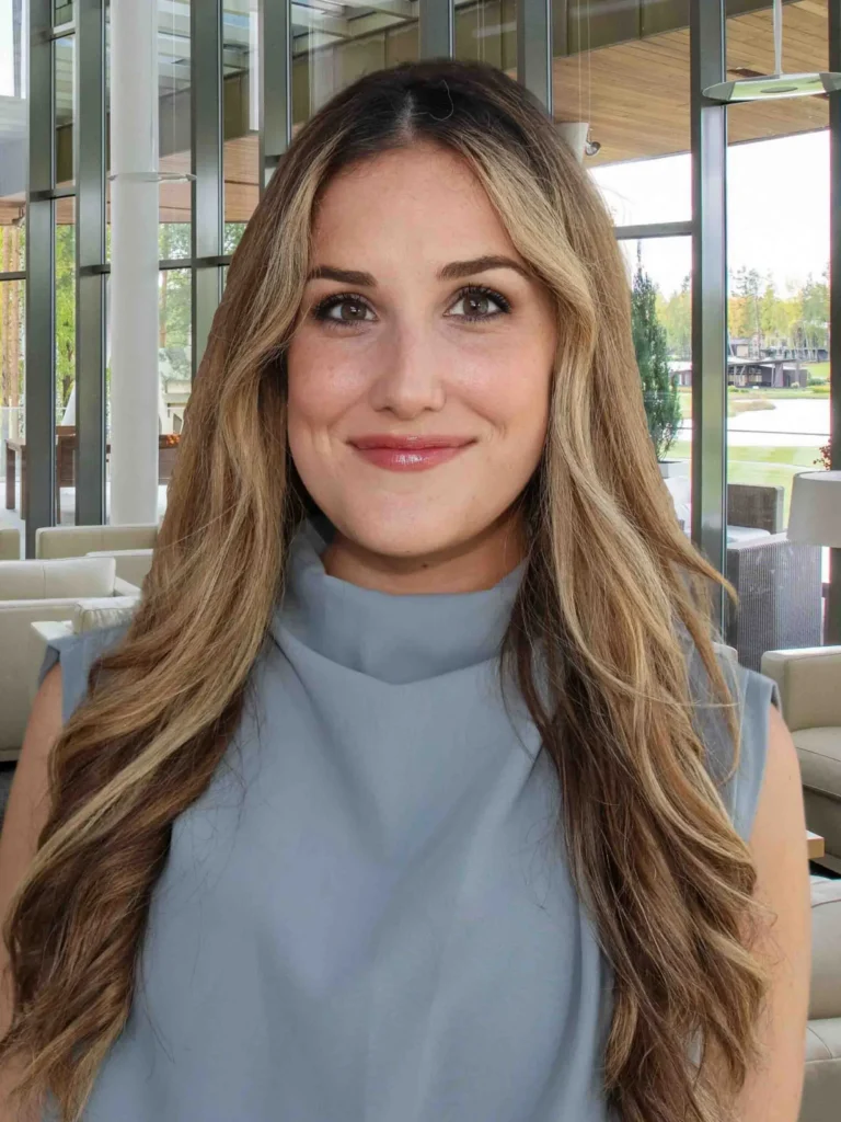 Touchdown Strategies Announces Lizzie Nealon as Director